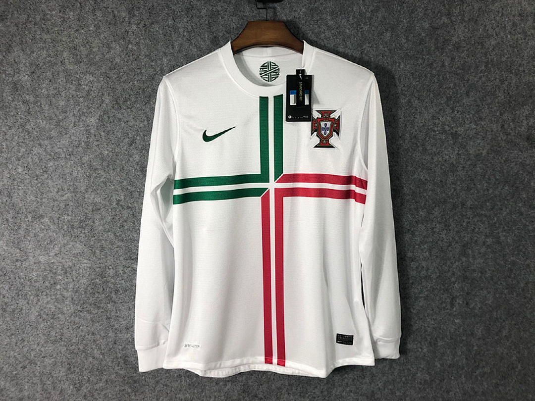 Camisa retrô de manga comprida de Portugal 2012 - Fora de Casa