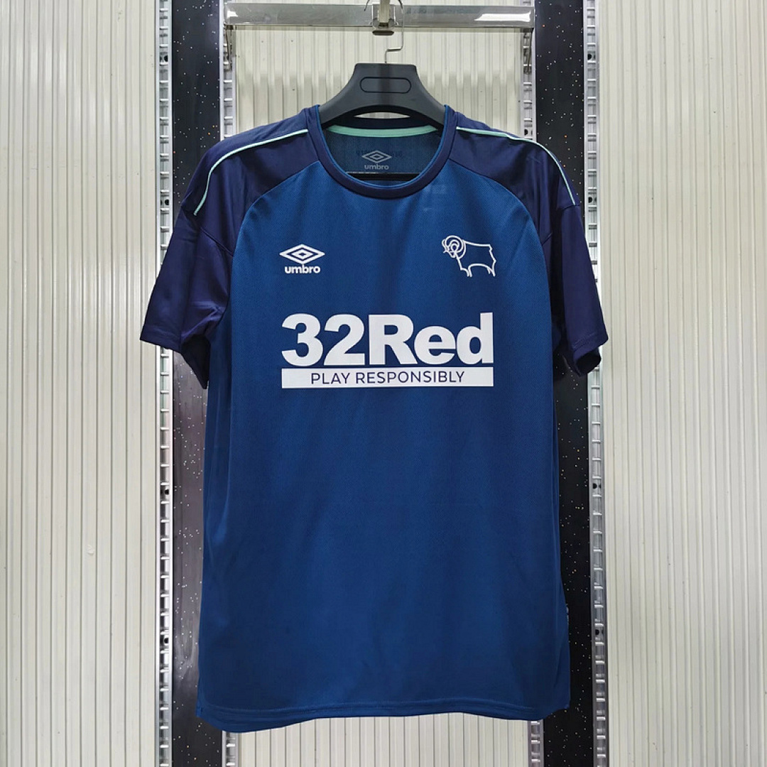 2000 Derby County away Retro
