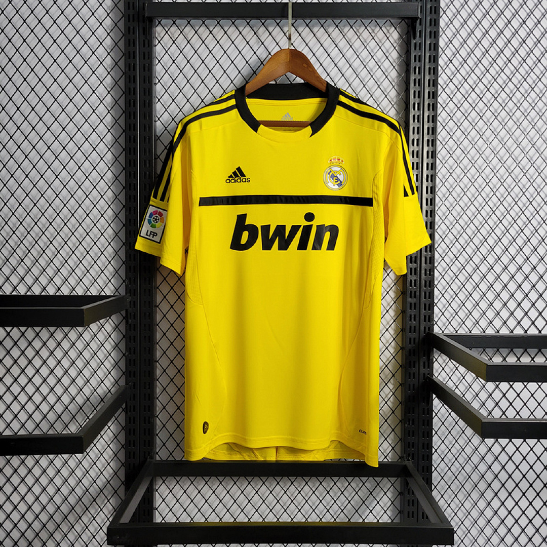 Retro 2011、12 Real Madrid Yellow Goalkeeper Size S-XXL