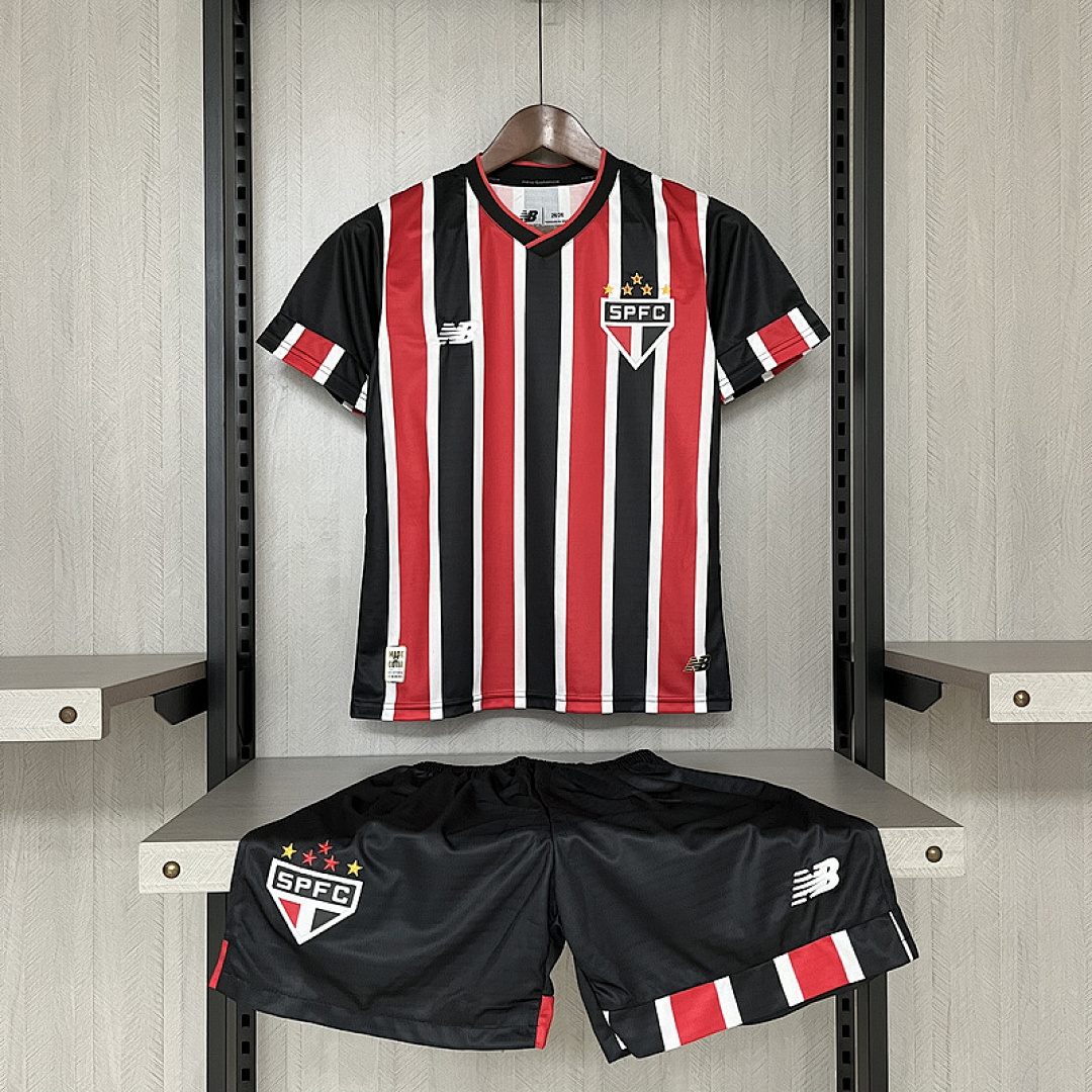24/25 kids Sao Paulo away 16-28