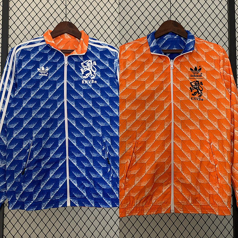 24-25 Netherlands Windbreaker 2 LADOS