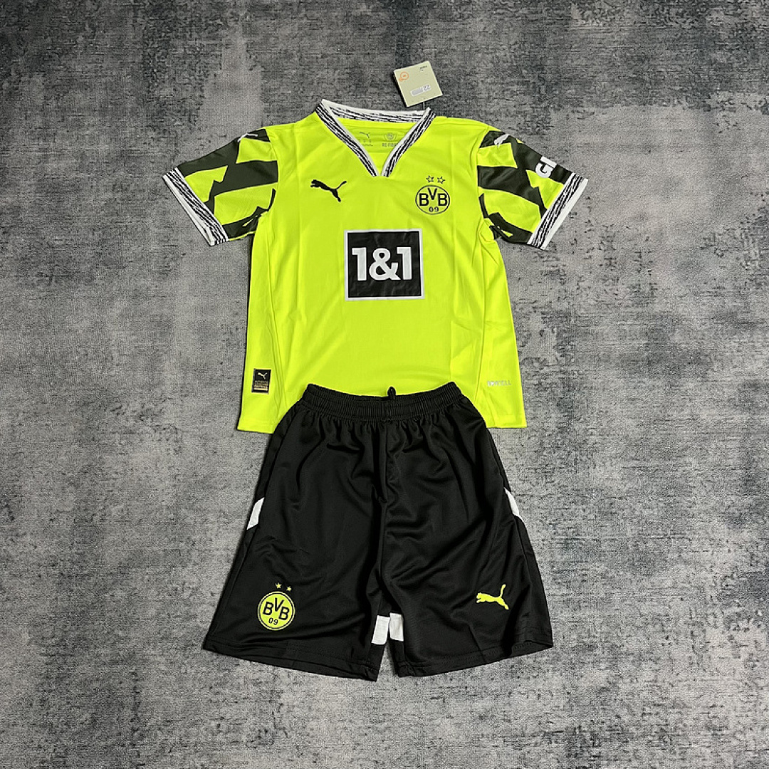 25-26 Borussia Dortmund KIDS Size 16-28