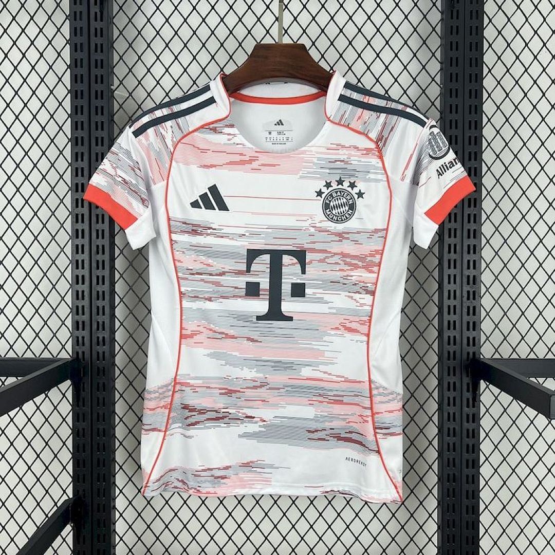 25-26 Woman Bayern Away S-XXL